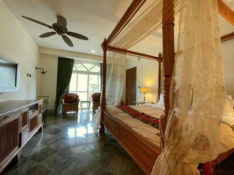 Swan Lake Villa Resort Наньвань Экстерьер фото